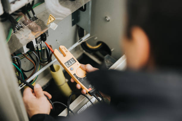 Best Emergency Electrician Near Me  in Holiday Shores, IL