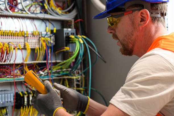 Best 24-Hour Electrician  in Holiday Shores, IL